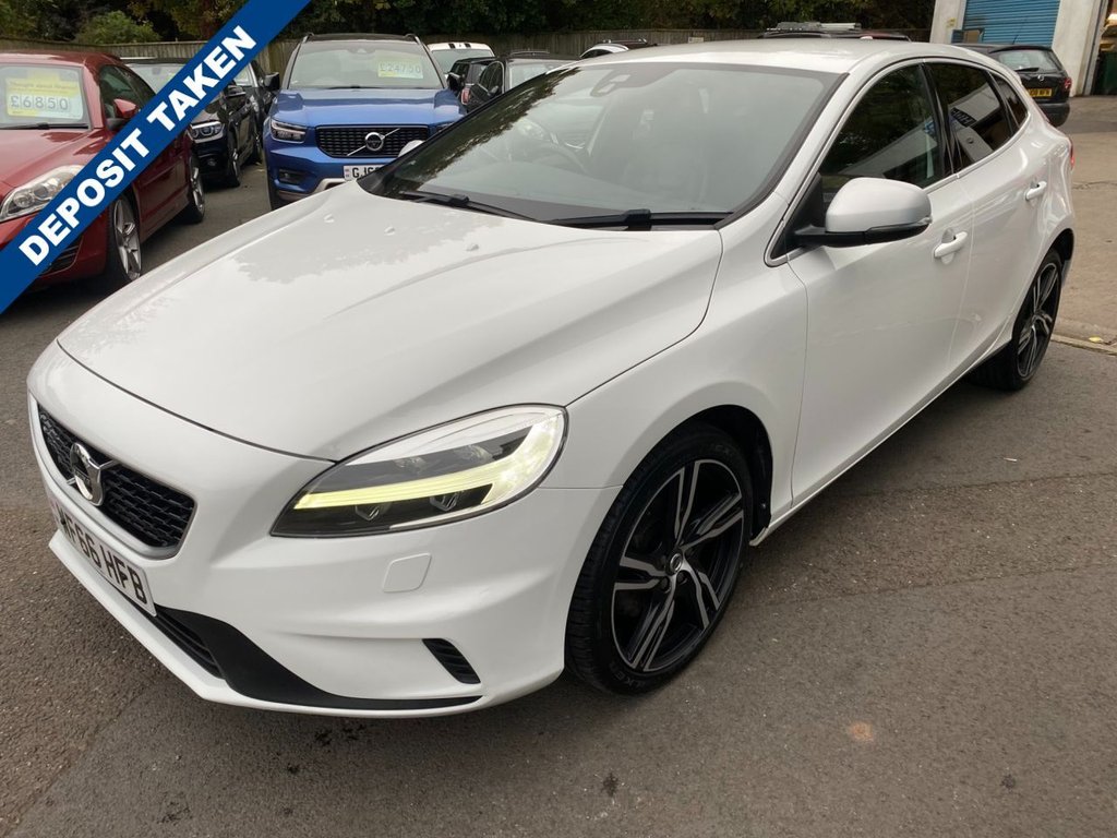 USED 2016 66 VOLVO V40 2.0 D2 R-Design Pro Hatchback 5dr Diesel Manual Euro 6 (s/s) (120 ps) DAB SAT NAV WINTER PACK
