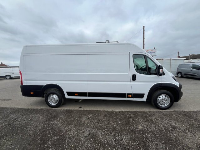 2021 Peugeot Boxer 2L Professional 5dr - Photo 6
