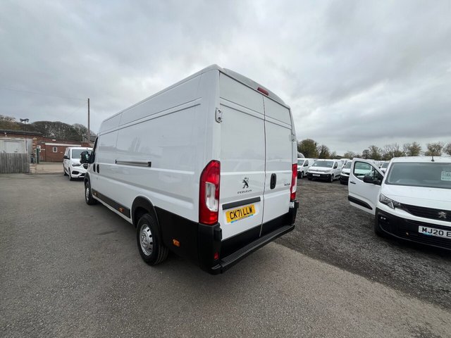 2021 Peugeot Boxer 2L Professional 5dr - Photo 7