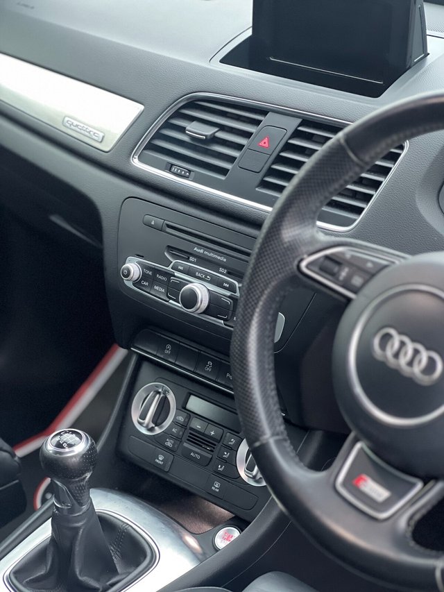 View our AUDI Q3