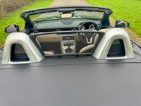 USED 2015 15 MERCEDES-BENZ SLK 1.8 SLK200 AMG Sport Convertible 2dr Petrol G-Tronic+ Euro 5 (s/s) (184 ps) 