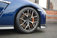 USED 2017 K NISSAN GT-R 3.8 V6 Prestige Coupe 2dr Petrol Auto 4WD Euro 6 (570 ps) BLUE OVER TAN / 2 OWNER / FSH