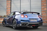 USED 2017 K NISSAN GT-R 3.8 V6 Prestige Coupe 2dr Petrol Auto 4WD Euro 6 (570 ps) BLUE OVER TAN / 2 OWNER / FSH