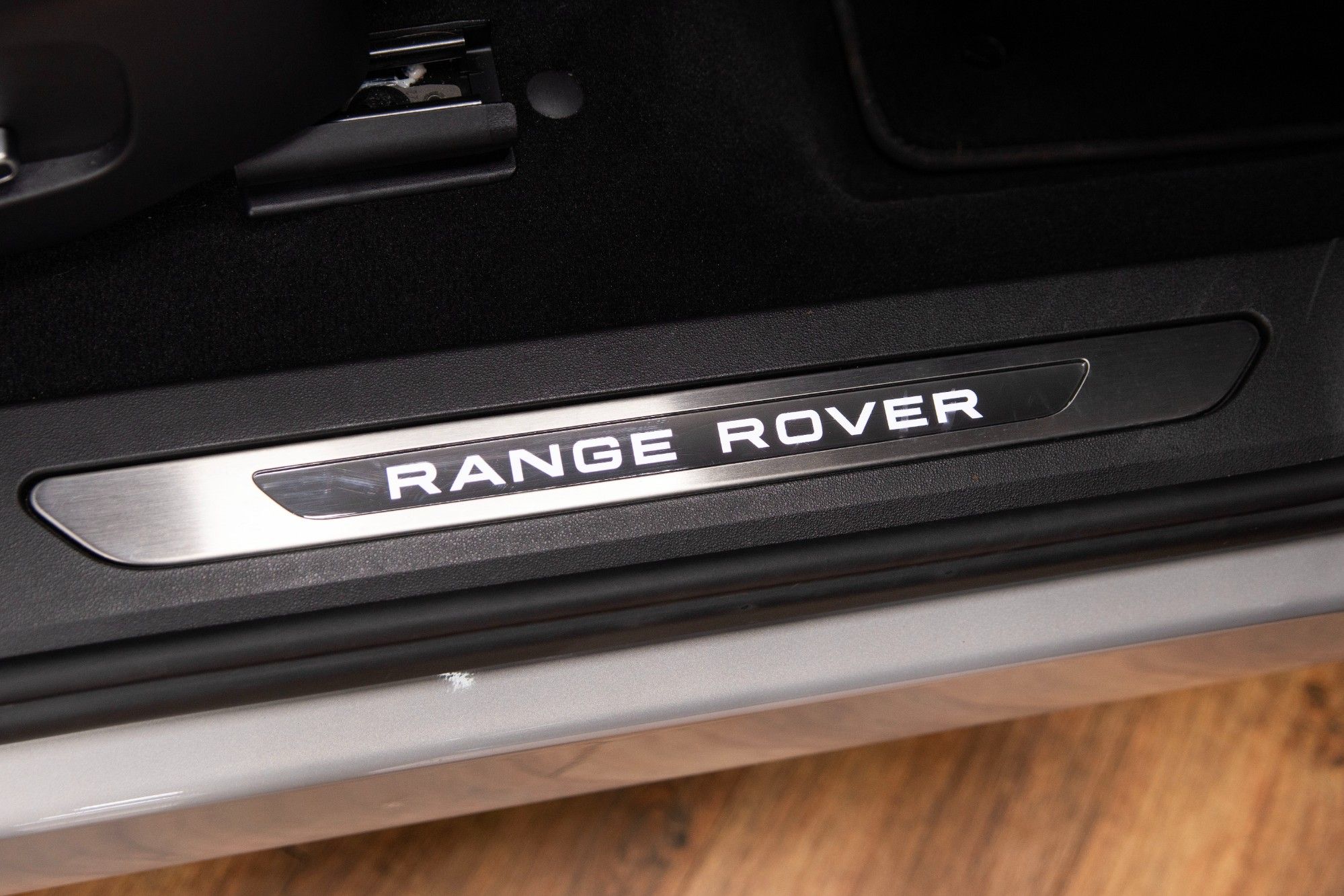 USED 2022 LAND ROVER RANGE ROVER EVOQUE 1.5 P300e Autobiography 