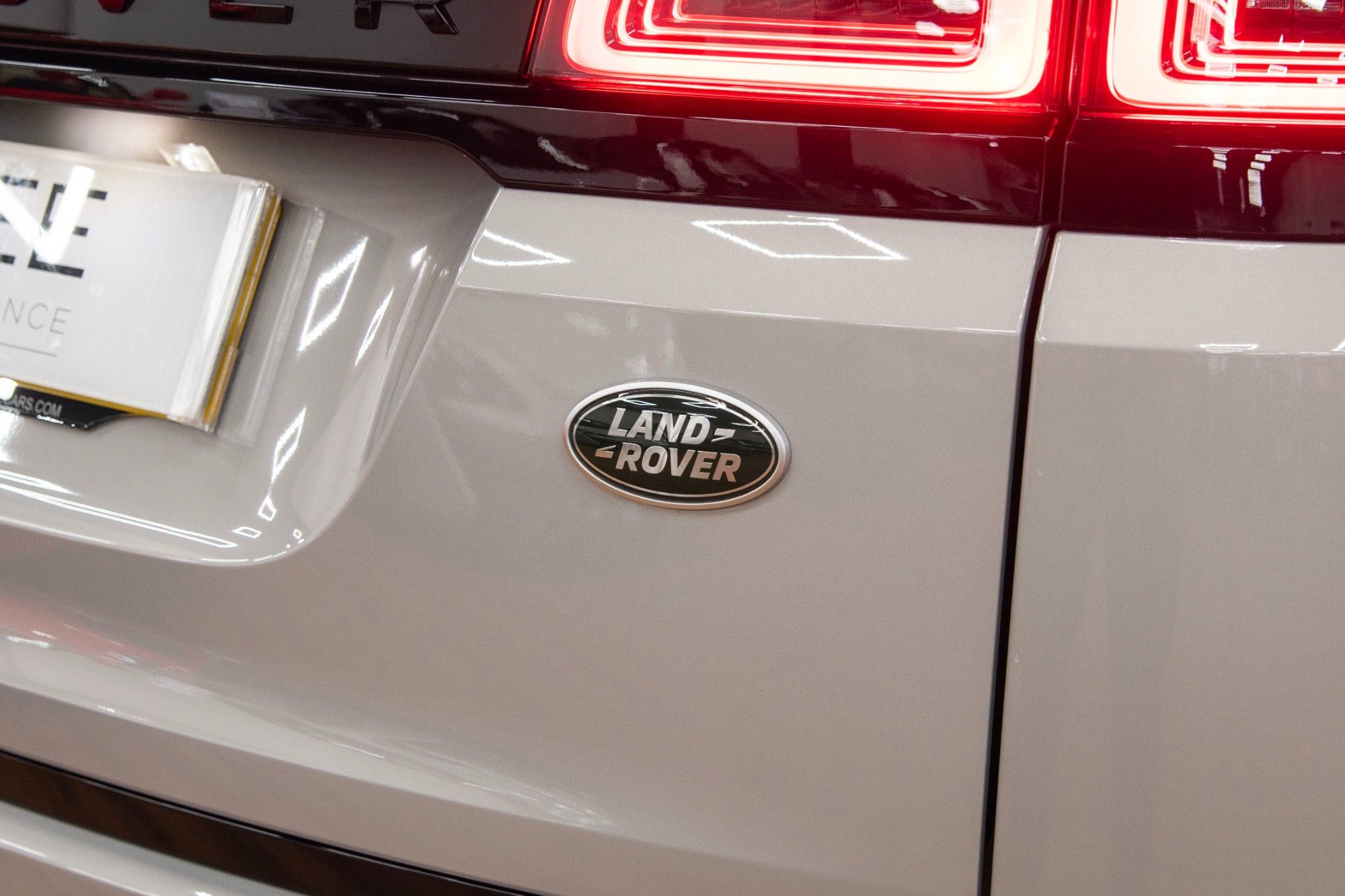 USED 2022 LAND ROVER RANGE ROVER EVOQUE 1.5 P300e Autobiography 