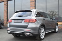 USED 2020 69 MERCEDES-BENZ GLC 2.0 GLC300d AMG Line (Premium Plus) SUV 5dr Diesel G-Tronic+ 4MATIC Euro 6 (s/s) (245 ps) PAN ROOF / FACELIFT INTERIOR