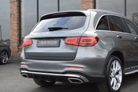 USED 2020 69 MERCEDES-BENZ GLC 2.0 GLC300d AMG Line (Premium Plus) SUV 5dr Diesel G-Tronic+ 4MATIC Euro 6 (s/s) (245 ps) PAN ROOF / FACELIFT INTERIOR