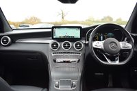 USED 2020 69 MERCEDES-BENZ GLC 2.0 GLC300d AMG Line (Premium Plus) SUV 5dr Diesel G-Tronic+ 4MATIC Euro 6 (s/s) (245 ps) PAN ROOF / FACELIFT INTERIOR