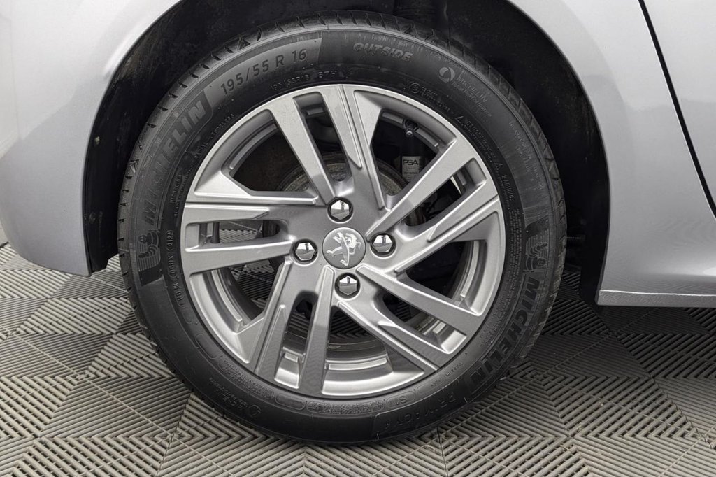 USED 2022 22 PEUGEOT 208 1.2 PureTech Active Premium Hatchback 5dr Petrol Manual Euro 6 (s/s) (75 ps) Apple Car Play Cruise Control