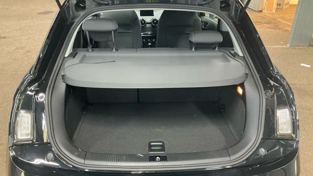 2024 AUDI A1 2011-11 1.4 i TSI SPORT AUTOMATIC... - Photo 4