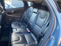 USED 2016 66 VOLVO V40 CROSS COUNTRY 1.5 T3 Pro Hatchback 5dr Petrol Auto Euro 6 (s/s) (152 ps) 