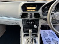 USED 2010 60 MERCEDES-BENZ E-CLASS 1.8 E250 CGI BlueEfficiency SE Coupe 2dr Petrol Tiptronic Euro 5 (204 ps) LOVELY SERVICE HISTORY, 2 KEYS