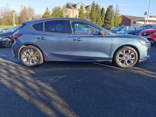 2023 FORD FOCUS - Photo 8