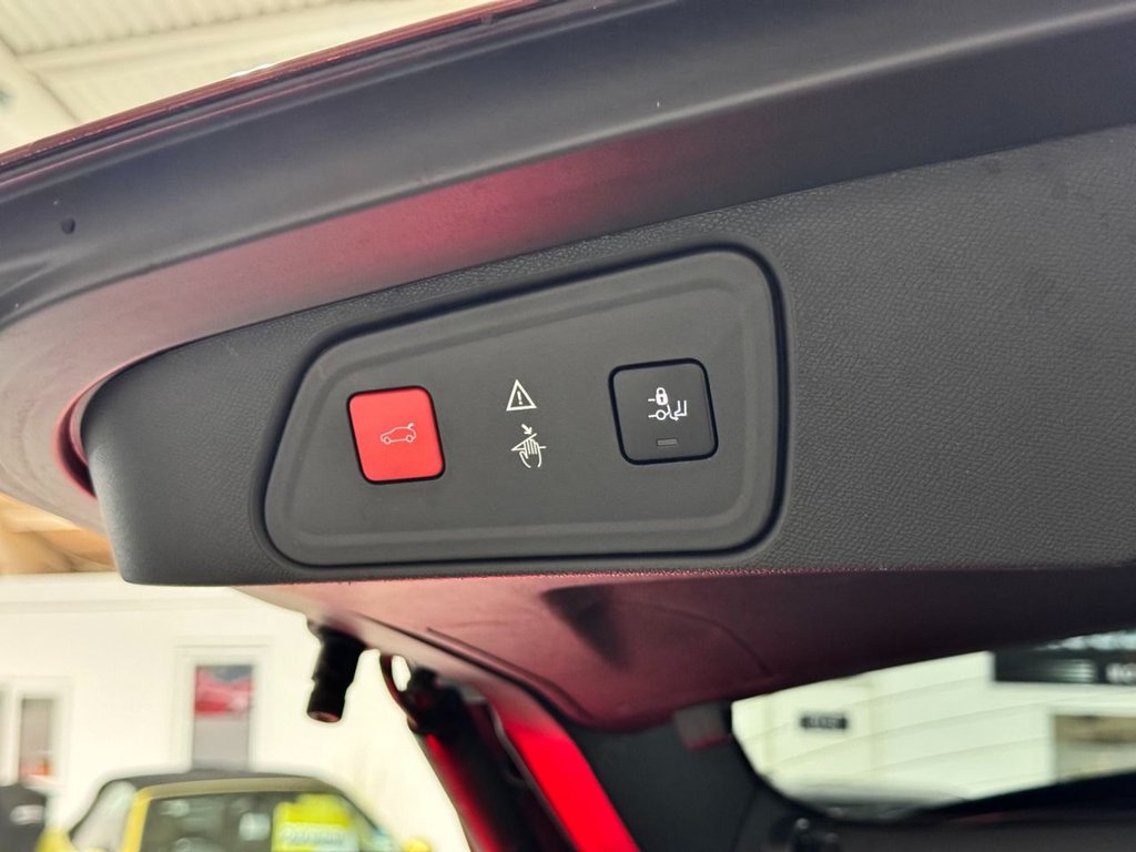 USED 2018 18 PEUGEOT 3008 1.5 BlueHDi GT Line Premium SUV 5dr Diesel EAT Euro 6 (s/s) (130 ps) 