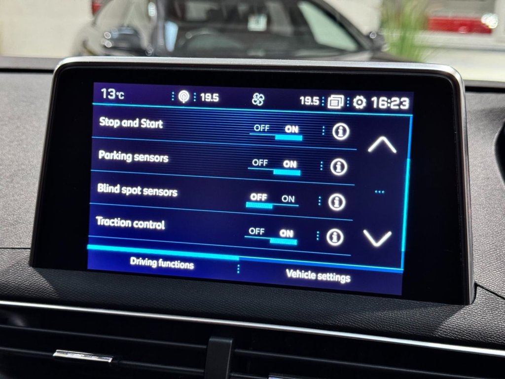 USED 2018 18 PEUGEOT 3008 1.5 BlueHDi GT Line Premium SUV 5dr Diesel EAT Euro 6 (s/s) (130 ps) 