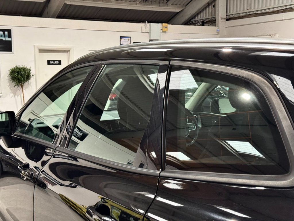 USED 2018 18 VOLVO XC60 2.0 D4 Momentum SUV 5dr Diesel Auto AWD Euro 6 (s/s) (190 ps) HEATSEATS+NAV+F/RPARK+18"