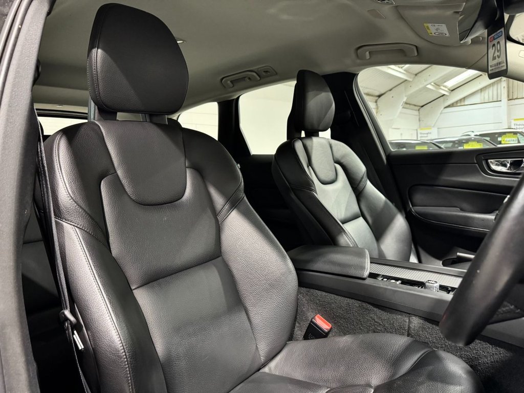 USED 2018 18 VOLVO XC60 2.0 D4 Momentum SUV 5dr Diesel Auto AWD Euro 6 (s/s) (190 ps) HEATSEATS+NAV+F/RPARK+18"