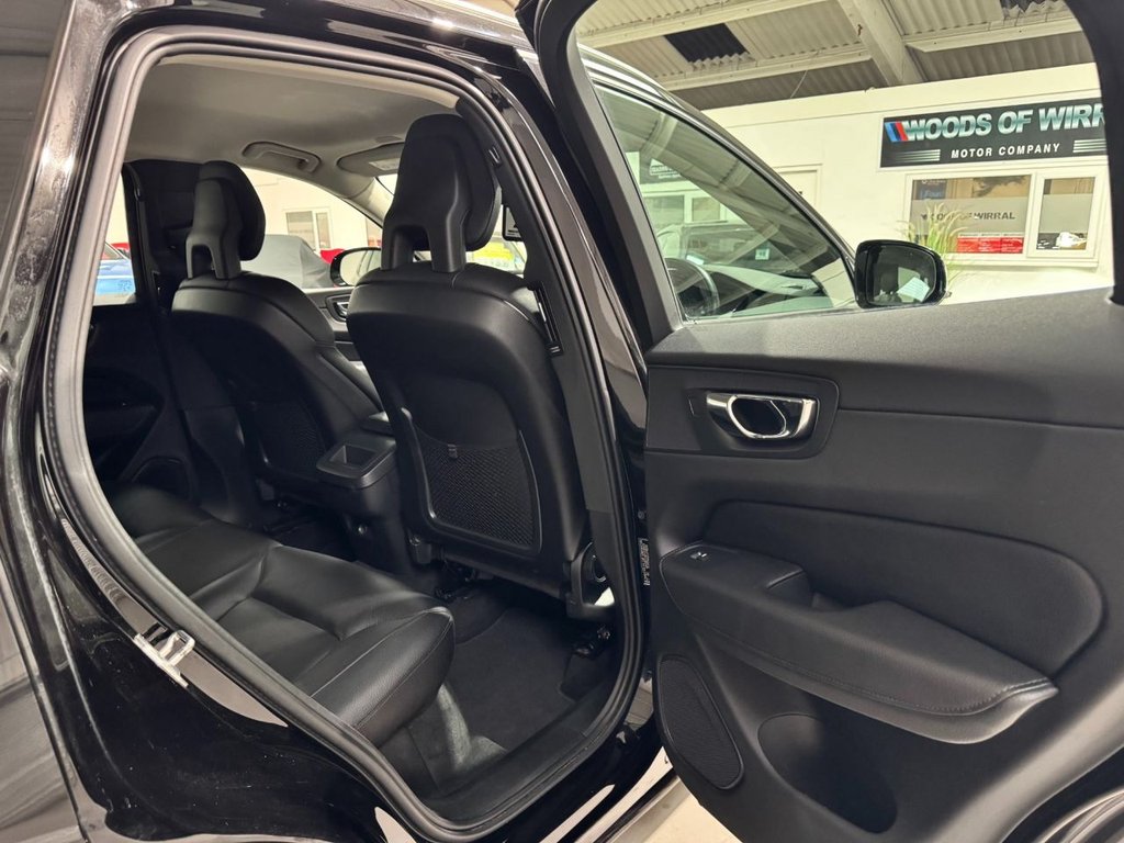 USED 2018 18 VOLVO XC60 2.0 D4 Momentum SUV 5dr Diesel Auto AWD Euro 6 (s/s) (190 ps) HEATSEATS+NAV+F/RPARK+18"