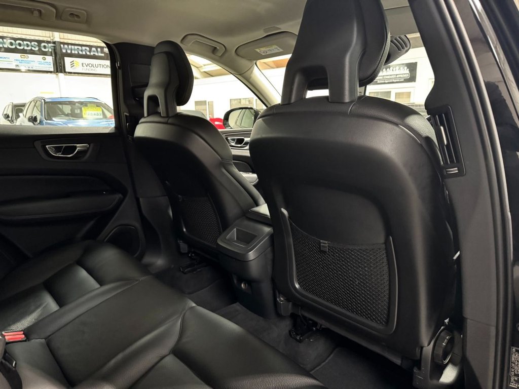 USED 2018 18 VOLVO XC60 2.0 D4 Momentum SUV 5dr Diesel Auto AWD Euro 6 (s/s) (190 ps) HEATSEATS+NAV+F/RPARK+18"