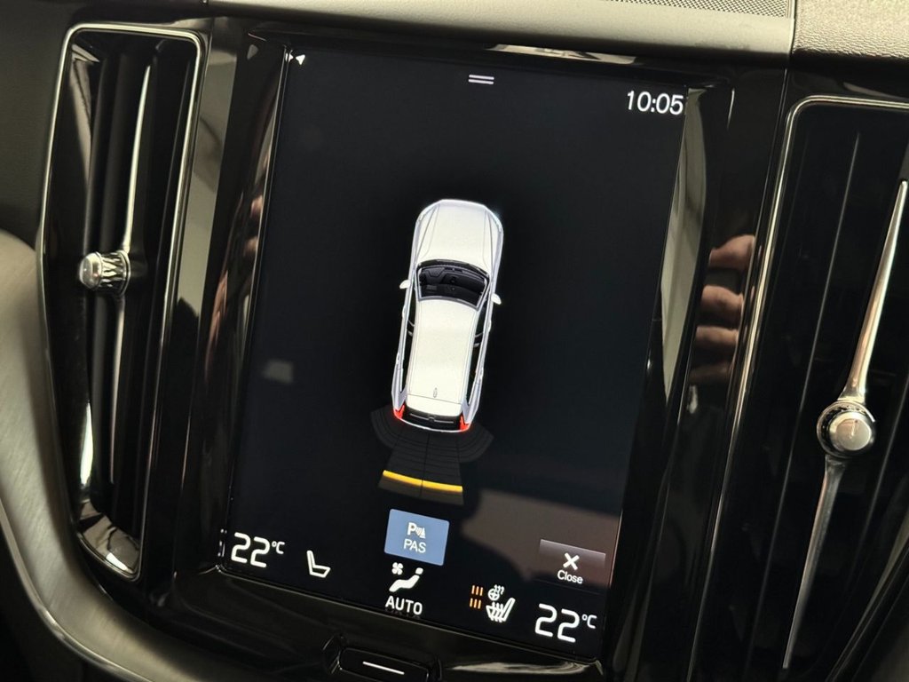 USED 2018 18 VOLVO XC60 2.0 D4 Momentum SUV 5dr Diesel Auto AWD Euro 6 (s/s) (190 ps) HEATSEATS+NAV+F/RPARK+18"