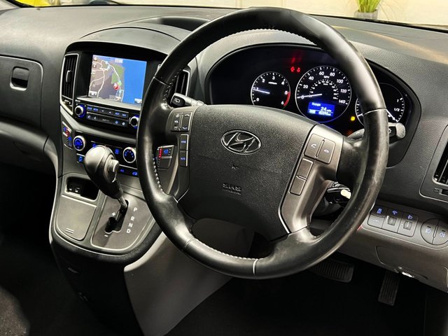 View our HYUNDAI i800
