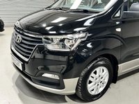 USED 2019 19 HYUNDAI i800 2.5 CRDi SE Nav MPV 5dr Diesel Auto Euro 6 (170 ps) 