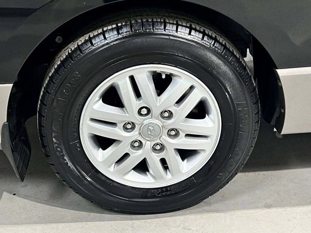 USED 2019 19 HYUNDAI i800 2.5 CRDi SE Nav MPV 5dr Diesel Auto Euro 6 (170 ps) 