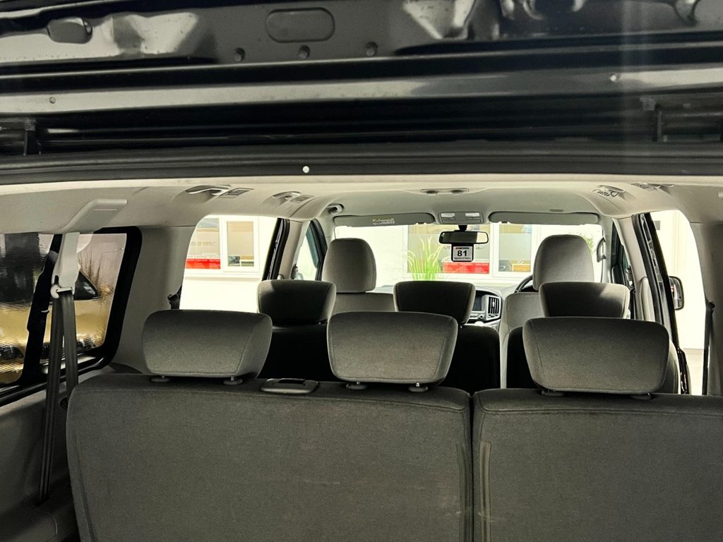 USED 2019 19 HYUNDAI i800 2.5 CRDi SE Nav MPV 5dr Diesel Auto Euro 6 (170 ps) 