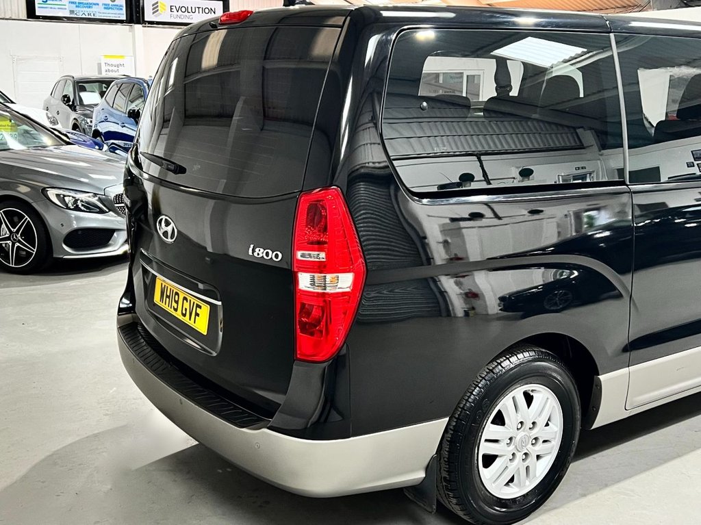 USED 2019 19 HYUNDAI i800 2.5 CRDi SE Nav MPV 5dr Diesel Auto Euro 6 (170 ps) 