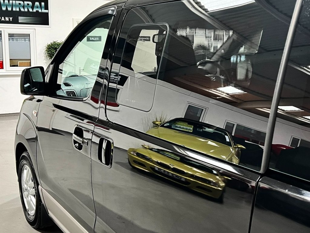 USED 2019 19 HYUNDAI i800 2.5 CRDi SE Nav MPV 5dr Diesel Auto Euro 6 (170 ps) 