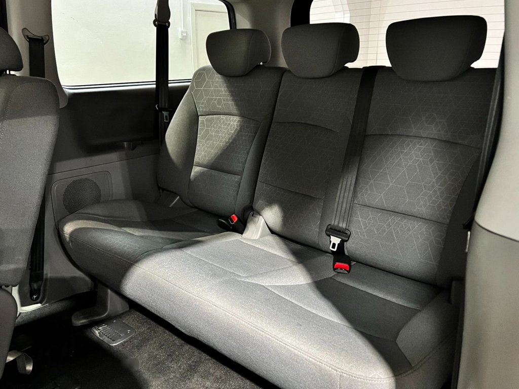 USED 2019 19 HYUNDAI i800 2.5 CRDi SE Nav MPV 5dr Diesel Auto Euro 6 (170 ps) 