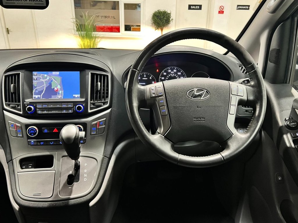 USED 2019 19 HYUNDAI i800 2.5 CRDi SE Nav MPV 5dr Diesel Auto Euro 6 (170 ps) 