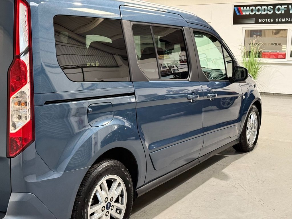 USED 2020 20 FORD GRAND TOURNEO CONNECT 1.5 EcoBlue Titanium MPV 5dr Diesel Auto Euro 6 (s/s) (120 ps) 