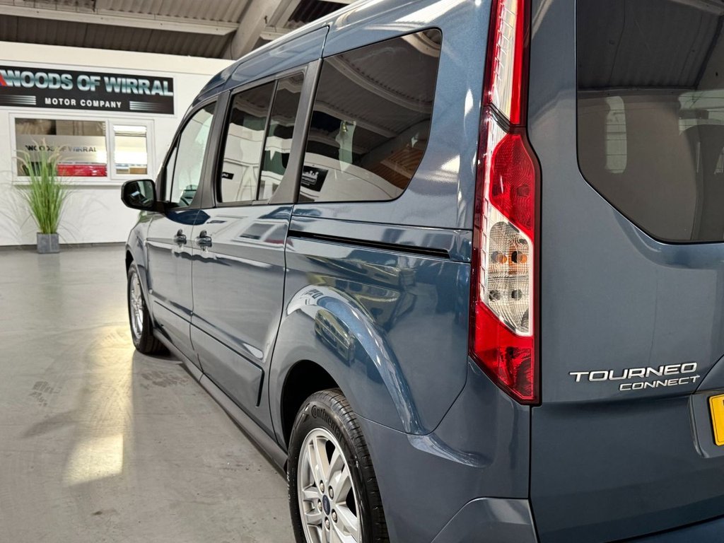USED 2020 20 FORD GRAND TOURNEO CONNECT 1.5 EcoBlue Titanium MPV 5dr Diesel Auto Euro 6 (s/s) (120 ps) 