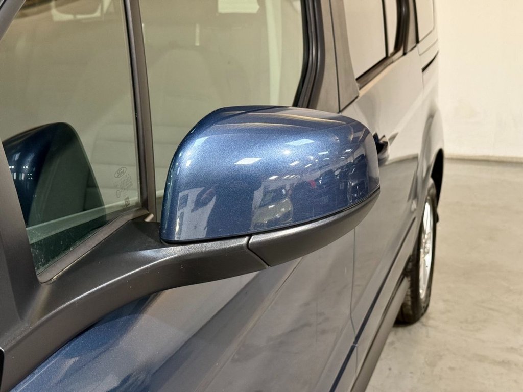 USED 2020 20 FORD GRAND TOURNEO CONNECT 1.5 EcoBlue Titanium MPV 5dr Diesel Auto Euro 6 (s/s) (120 ps) 