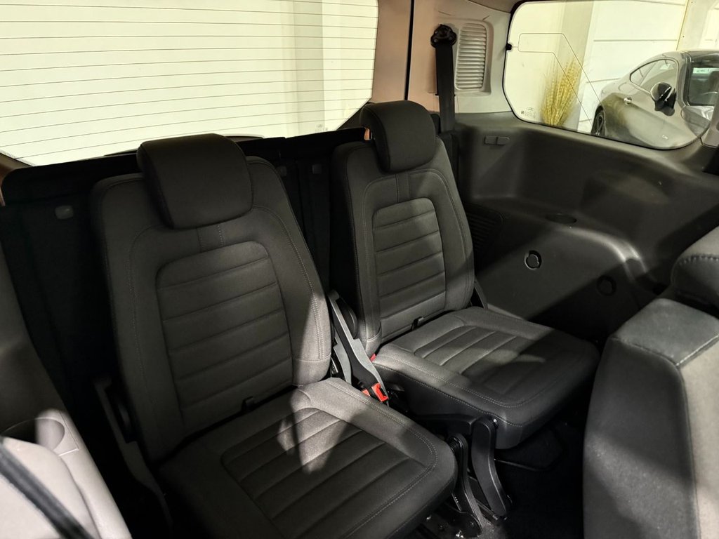 USED 2020 20 FORD GRAND TOURNEO CONNECT 1.5 EcoBlue Titanium MPV 5dr Diesel Auto Euro 6 (s/s) (120 ps) 