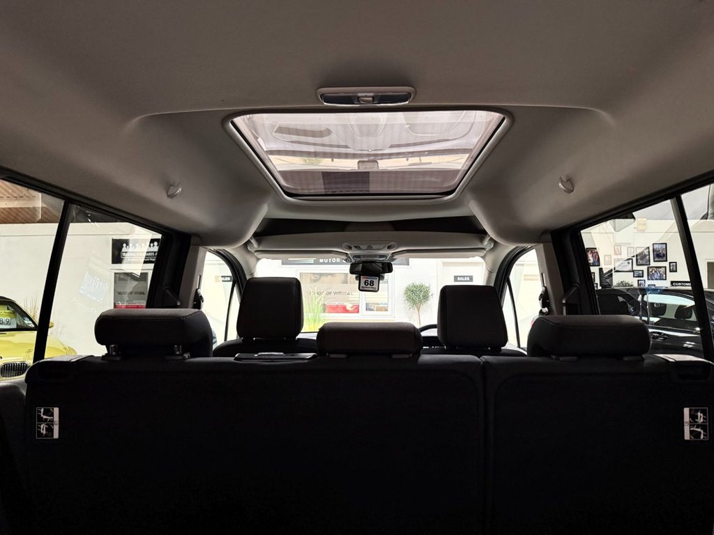 USED 2020 20 FORD GRAND TOURNEO CONNECT 1.5 EcoBlue Titanium MPV 5dr Diesel Auto Euro 6 (s/s) (120 ps) 