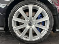 USED 2008 08 VOLKSWAGEN GOLF 3.2 V6 R32 Hatchback 5dr Petrol DSG 4Motion (233 g/km, 247 bhp) DVD Nav - Winter Pack with Leather