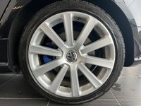 USED 2008 08 VOLKSWAGEN GOLF 3.2 V6 R32 Hatchback 5dr Petrol DSG 4Motion (233 g/km, 247 bhp) DVD Nav - Winter Pack with Leather