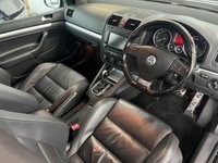 USED 2008 08 VOLKSWAGEN GOLF 3.2 V6 R32 Hatchback 5dr Petrol DSG 4Motion (233 g/km, 247 bhp) DVD Nav - Winter Pack with Leather
