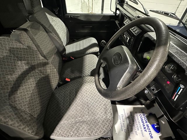 View our LAND ROVER DEFENDER