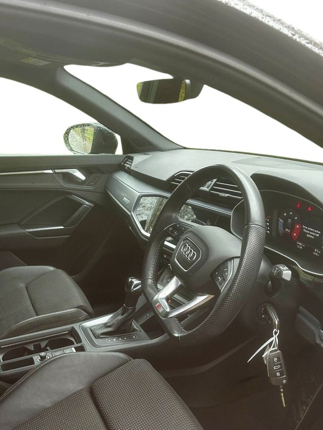 2020 AUDI Q3 - Photo 9