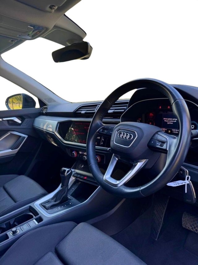 2020 AUDI Q3 - Photo 8