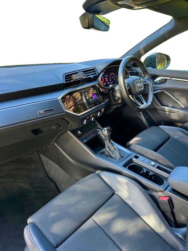 2020 AUDI Q3 - Photo 10