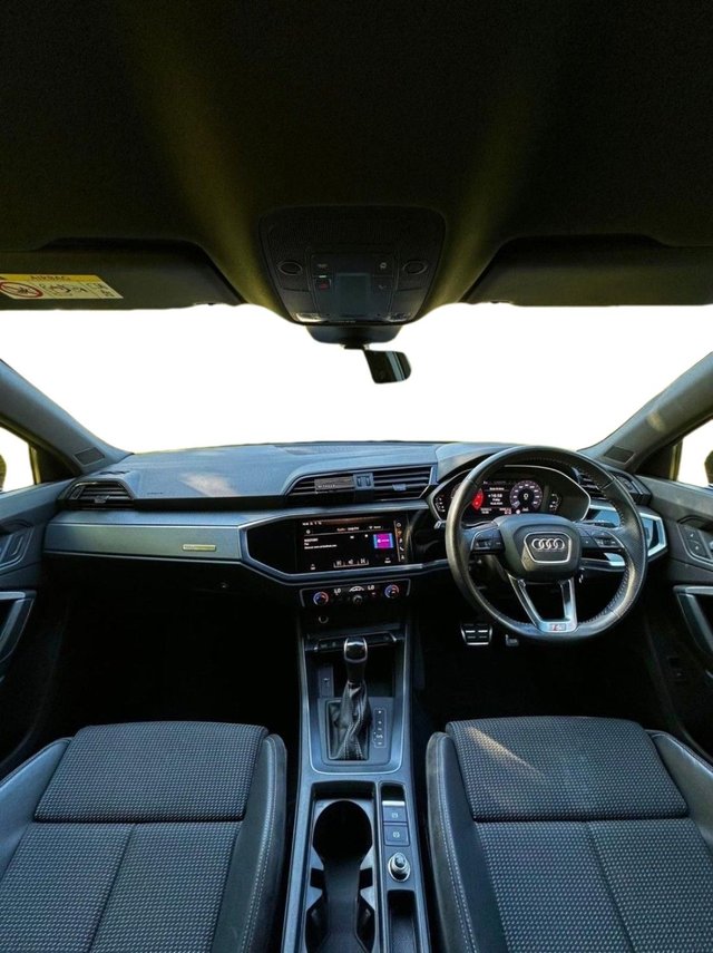 2020 AUDI Q3 - Photo 9