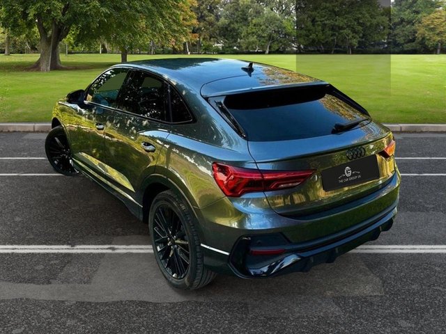 2020 AUDI Q3 - Photo 3