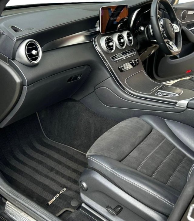 2019 Mercedes-Benz GLC - Photo 12