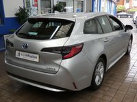 USED 2021 71 TOYOTA COROLLA 1.8 VVT-h GPF Icon Touring Sports 5dr Petrol Hybrid CVT Euro 6 (s/s) (122 ps) HEATED SEATS CRUISE CONTROL REAR VIEW CAMERA 1 OWNER SERVICE HISTORY TOYOTA WARRANTY TILL OCT 2031