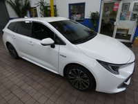 USED 2021 71 TOYOTA COROLLA 1.8 VVT-h GPF Excel Touring Sports 5dr Petrol Hybrid CVT Euro 6 (s/s) (122 ps) SAT NAV LEATHER HEATED SEATS REAR VIEW CAMERA CRUISE CONTROL PARKING SENSORS 1 OWNERS SERVICE HISTORY TOYOTA WARRANTY OCT 2031