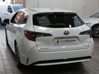 USED 2021 71 TOYOTA COROLLA 1.8 VVT-h GPF Excel Touring Sports 5dr Petrol Hybrid CVT Euro 6 (s/s) (122 ps) SAT NAV LEATHER HEATED SEATS REAR VIEW CAMERA CRUISE CONTROL PARKING SENSORS 1 OWNERS SERVICE HISTORY TOYOTA WARRANTY OCT 2031